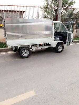 Xe tải Thaco Towner 990 kg , biển số sài gòn , chạy trong thành phố, giá tốt nhất , thùng kín , chở phụ tùng