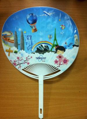 Quạt nhựa quảng cáo in logo thương hiệu