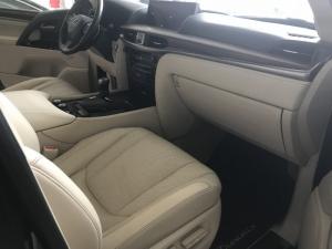 Bán Lexus LX570 nhập mỹ,sản xuất và đăng ký 2016,màu đen,có hóa đơn VAT.