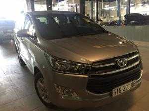Bán Toyata Innova sx 2017 màu bạc