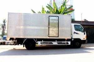 Xe tải Hyundai HD800 8 tấn thùng kín Inox