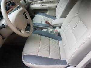 Bán em Mitsubishi Lancer 2005 đk 2007 tự động màu vàng đẹp