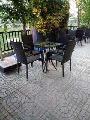 Bàn ghế cafe giá rẻ hấp dẫn