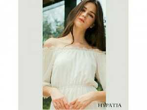 Đầm maxi trễ vai
