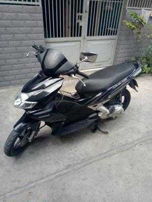 Honda AirBlade màu đen bstp xe đẹp máy êm nguyên zin xe mới 95%