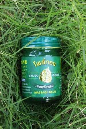 Bán dầu cao xoa cù là Thái Lan Lá bồ đề vàng (loại 13gr và 50gr)