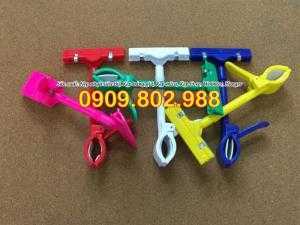 #vậttưsiêuthị #nẹpnhựasiêuthị #nẹpnhựahiểnthịbảnggiá #nẹpnhựabảnggiá #nẹpbảnggiá #nẹpnhựabảnggiáHàNội #Bảngcàigiásiêuthị #Kẹpbảnggiásiêuthị #nẹpgiá #Kẹpsiêuthị #Kẹpmica #kẹpnhựa2đầu #Kẹplòxo #kẹpwobbler #kẹplòxo2đầu #wobblerđểbàn #inwobbler #khungbảnggiá #Kẹpbảnggiáhcm