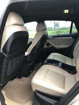 Cần bán xe BMW X6 2009 màu bạc bản full option odo 45.000km.