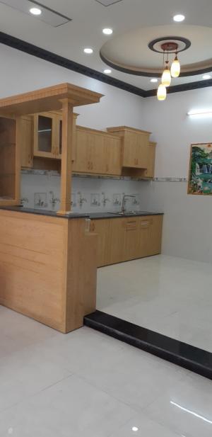 Nhà 1 trệt 2 lầu SHR, hẻm xe hơi 2177 Hu