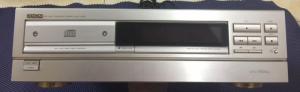 CDP Denon 3500G fullbox không remote.
