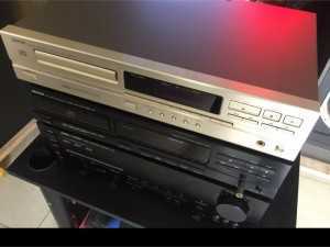 CD denon 715 hàng bãi