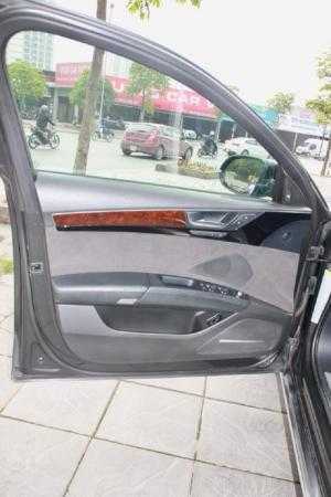 Audi A8 4.2 Quattro, sx 2010, đăng kí 2011, màu xanh, nhập nguyên chiếc tại Đức.