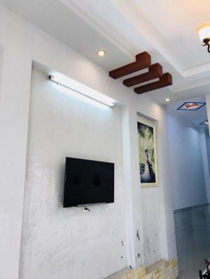 Bán nhà mới hẻm 132 đường nguyễn văn cừ