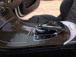 Cần bán Mercedes C250 tự động 2016 trắng cực chất cực mới.
