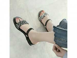 Sandal kim tuyến