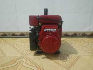 Máy phát điện Makita G700