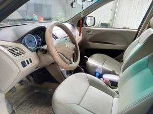 Mitsubishi Zinger 2012 số sàn màu xám zin