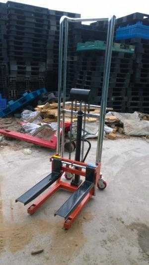 Xe nâng tay, nâng hàng, nâng pallet tại đà nẵng, giao hàng toàn quốc