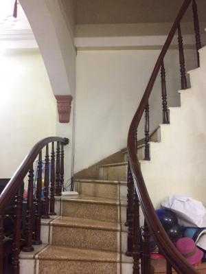 Cần bán nhà Kim Mã 33m2 4T mặt tiền 7m