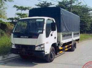 Isuzu QKR77HE4 thùng mui bạt