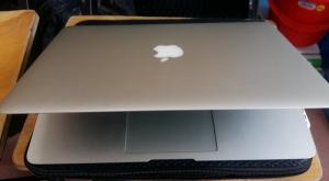 Macbook Air Core i5 4g 256g ĐẸP KENG