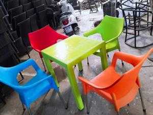 Bàn ghế cafe giá thanh lý rẻ