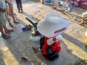 Bình xạ phân Kobota 2 thì chính hãng