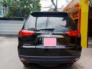Cần bán xe Mitsubishi Pajero 2017 sô sàn máy dầu zin nguyên bản luôn