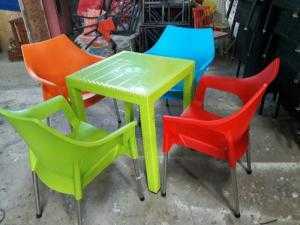 Bàn ghế nhựa bốn mùa giá rẻ
