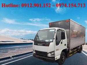 Động cơ xe tải Isuzu 1.4 tấn mạnh mẽ, vượt đường trường dễ dàng.