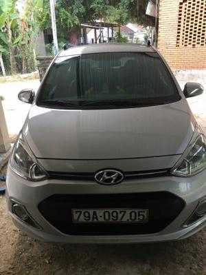 Bán Hyundai Grand i10 1.0AT bản 5 cửa gia đình màu bạc số tự động nhập Ấn Độ 2015