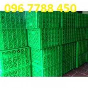 Rổ nhựa công nghiệp có bánh xe giá cạnh tranh.