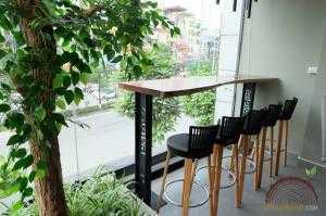 Bàn bar mặt gỗ me tây