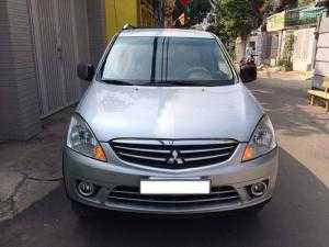 Cần bán xe Mitsubishi Zinger 2010 số sàn màu bạc, xe cọp
