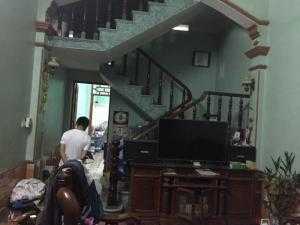 Bán gấp nhà 2,5 tầng kiên cố, chắc chắn ngõ thông đường ô tô Bình Lộc chỉ 1,6 tỷ