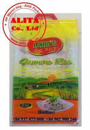 Túi gạo 5kg có gắn quai nhựa đỏ
