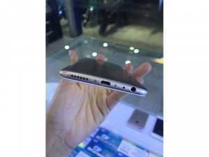 Vivo V7 đẹp mê li vẻ sang trọng vừa túi tiền