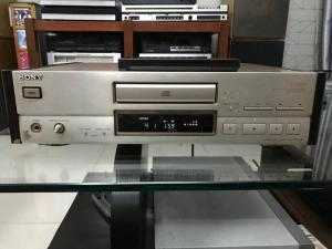 Đầu CD Sony CDP 777ESA