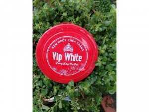 Kem khóa trắng body vip white