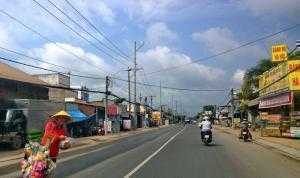 Cần bán đất mt ql 50 sổ hồng riêng chỉ với 1ty350 tr/100m2 .