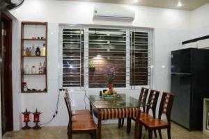 Bán gấp nhà biệt thự 4 tầng ngay mt đường Bùi Thị Xuân