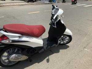 Liberty 125cc ie mua 2013 1 đờichủ,máy móc,sơn zin