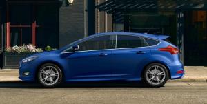 Bán xe du lịch 5 chổ Ford Focus giá rẻ nhất Ford Bến Thành Tây Ninh, giảm tiền mặt tặng phụ kiện