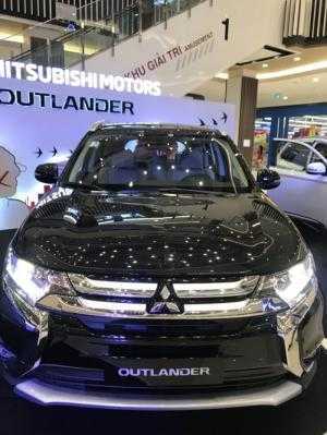 Báo Giá Mitsubishi Outlander Tốt Nhất Khu Vực HCM, Hỗ Trợ Ngân Hàng Nhanh, Gọn, Lẹ.