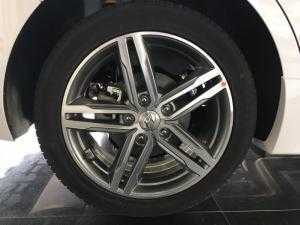Hyundai Elantra Sport 2018 - Màu Trằng