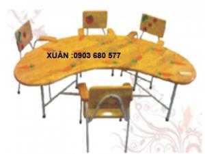 Bán bàn ghế trường mầm non
