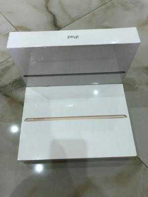 IPad Gen 5 ( 2017 ) WiFi – 32GB seal chưa act new 100% USA