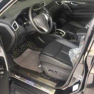 Nissan X-Trail 2.5 SV 4WD premium