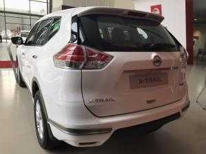 Xe Nissan Xtrail 2.0 premium 2018 giá rẻ cực sốc