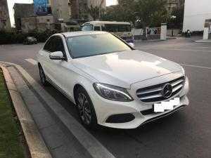 Mercedes Benz C200 màu trắng, sản xuất 2015. Biển Hà Nội